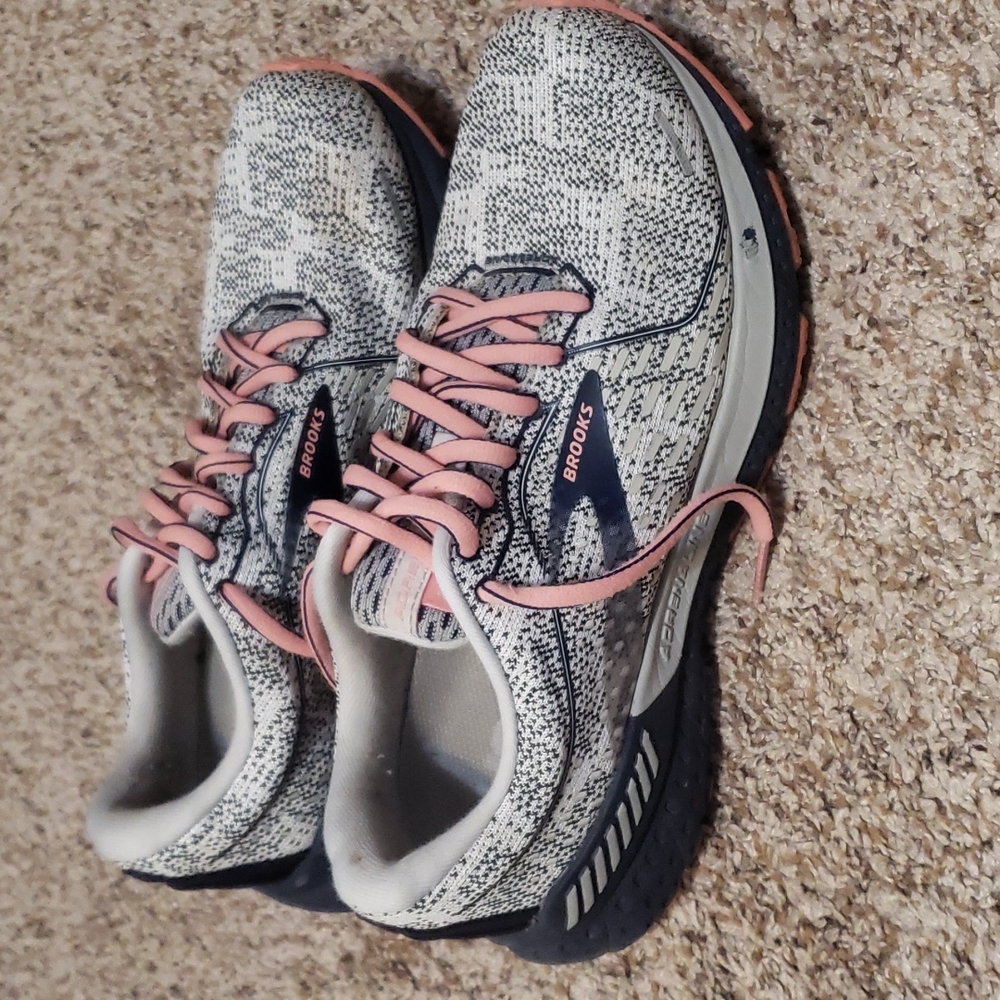 Brooks adrenaline shoes